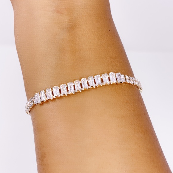 18K Gold Filled Bracelet - Picture 6 of 8